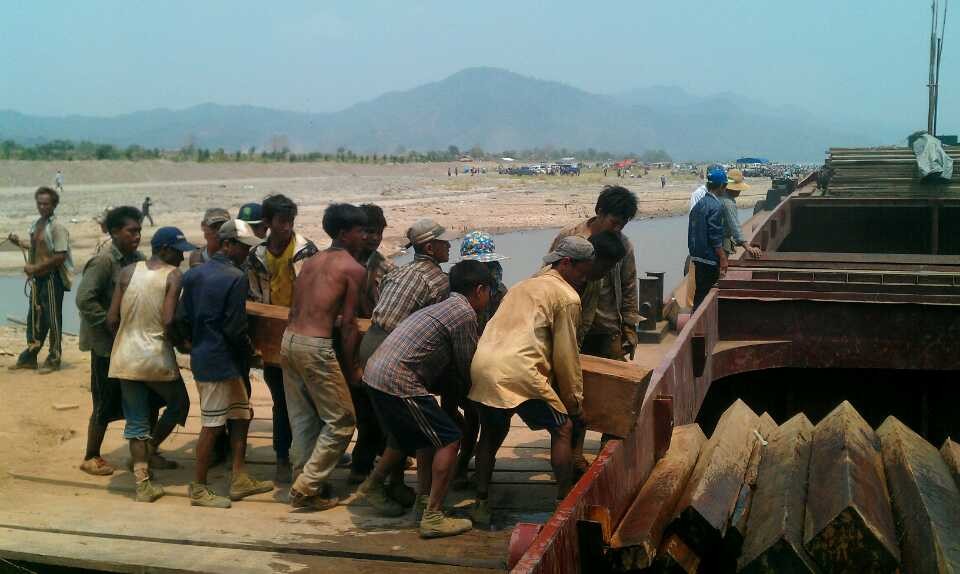 大规模滥伐导致缅甸木材消耗过度