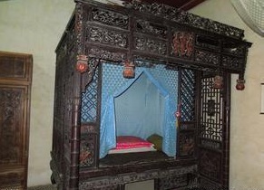 传统卧室文化与红木家具