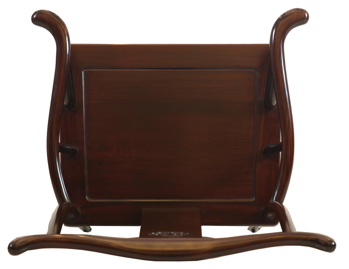 艺尊轩红木   官帽椅（2011型明式四出头） 专利号： ZL2012   3 0095360.6