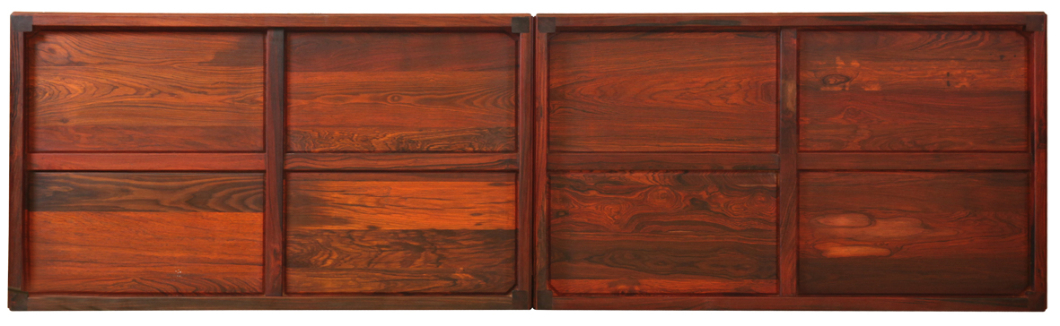 艺尊轩红木     顶箱柜（中国符号十全十美） 专利号： ZL 2012    3     0126859.9