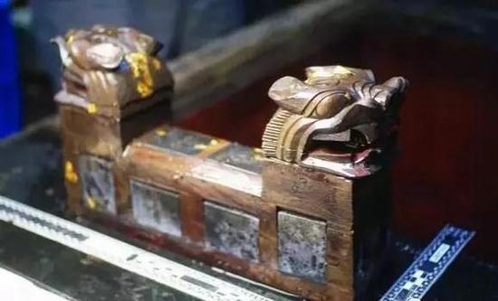 这个墓群出土珍贵文物 还入围中国考古新发现