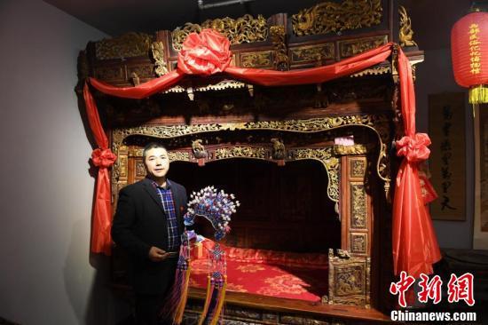 甘肃高台农民建1000平方米博物馆 馆藏文物300多件